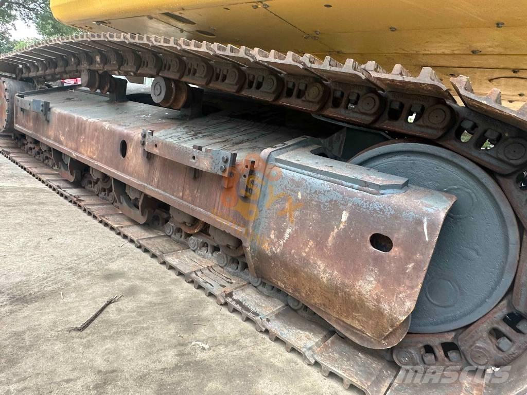 Komatsu PC 450 LC-8 Beltegraver