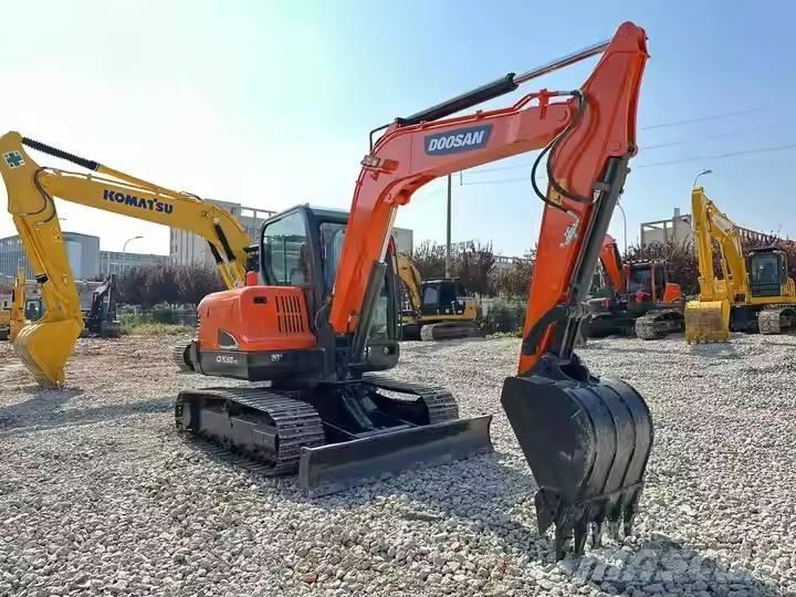 Doosan DX60-9C Beltegraver