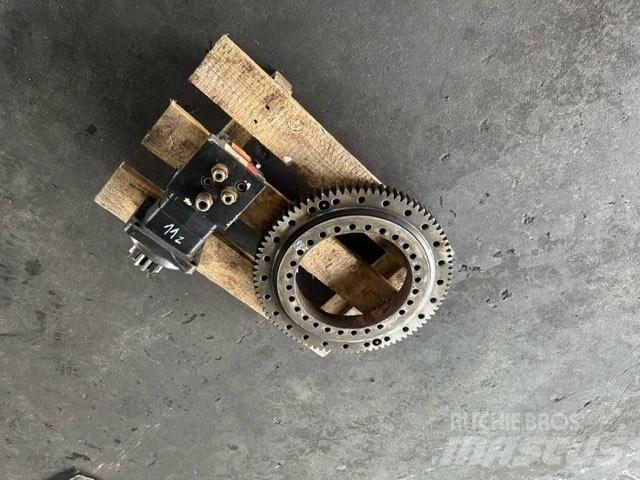 Manitou 105 VJR Bilmontert lift