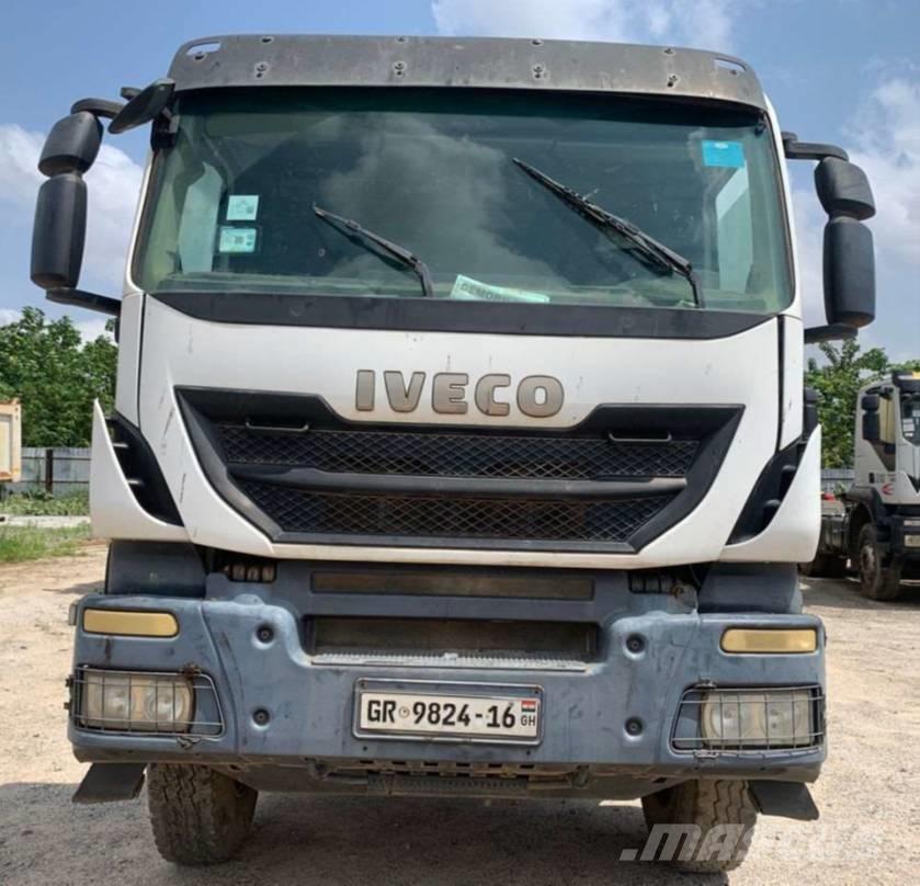 Iveco Trakker 440 Betongbiler