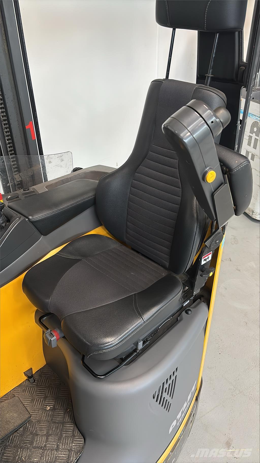 Atlet ULS120 Skyvemasttruck