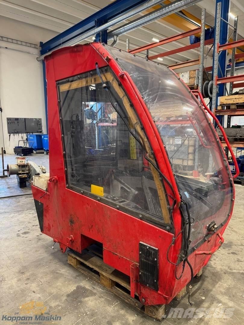 Komatsu 951 Førerhus og Interiør