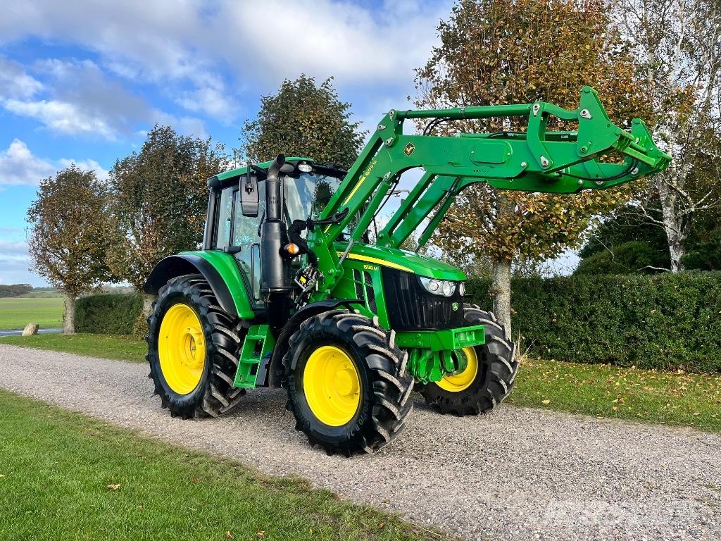 John Deere 6120 M Traktorer