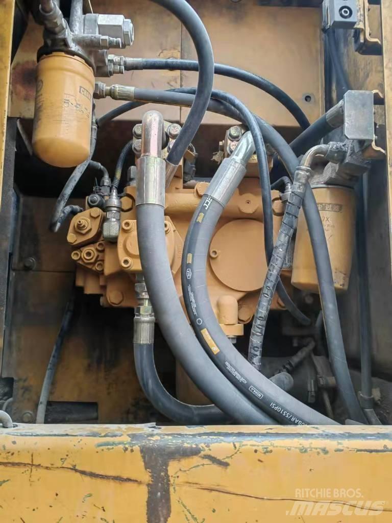 CAT 320 C U Beltegraver