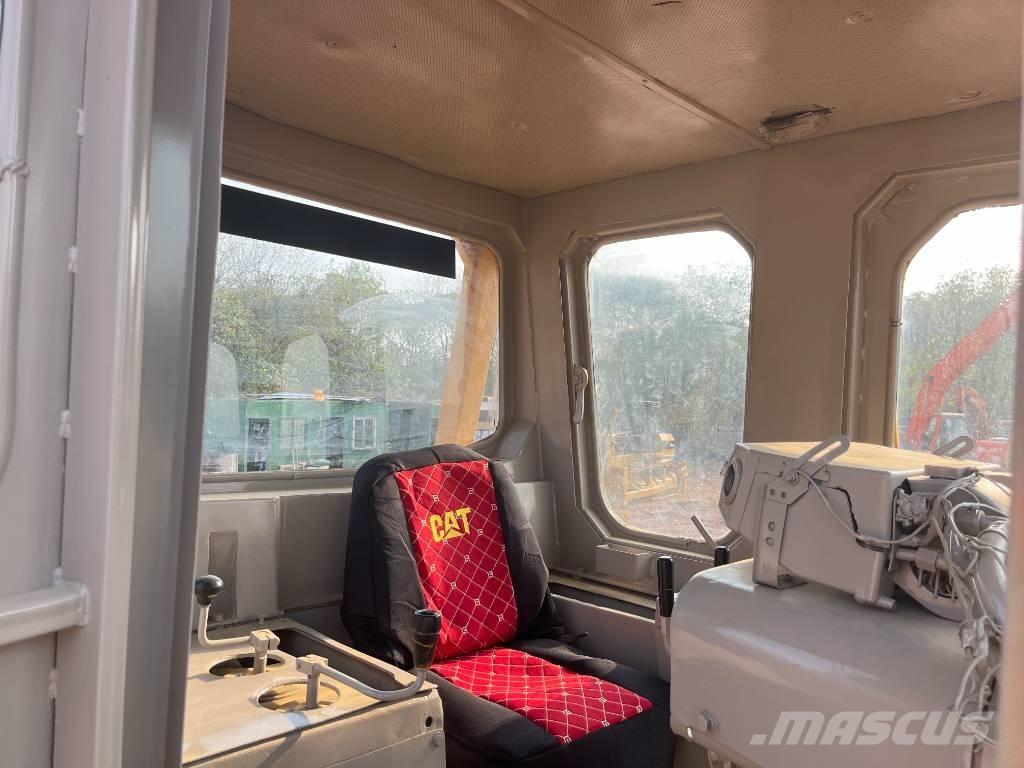 CAT D7G Dozere Beltegående