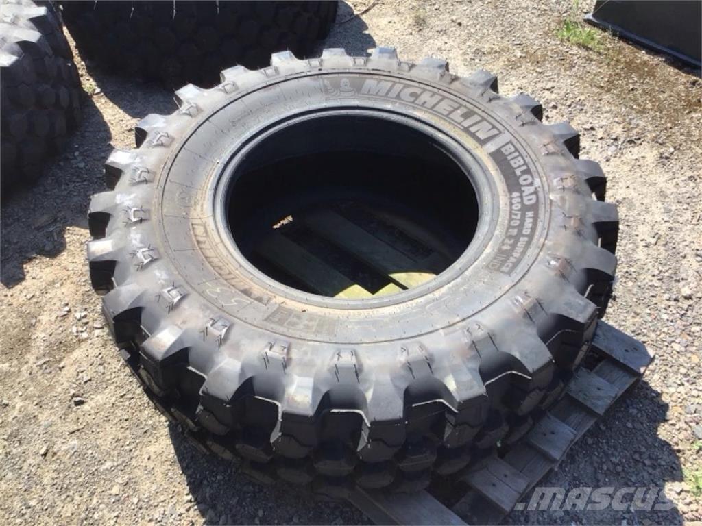 Michelin 460/70R24 Dekk, hjul og felger