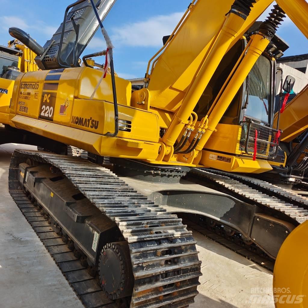 Komatsu PC 200-8 Beltegraver