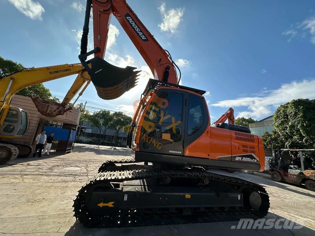 Doosan DX 225 LCA Beltegraver