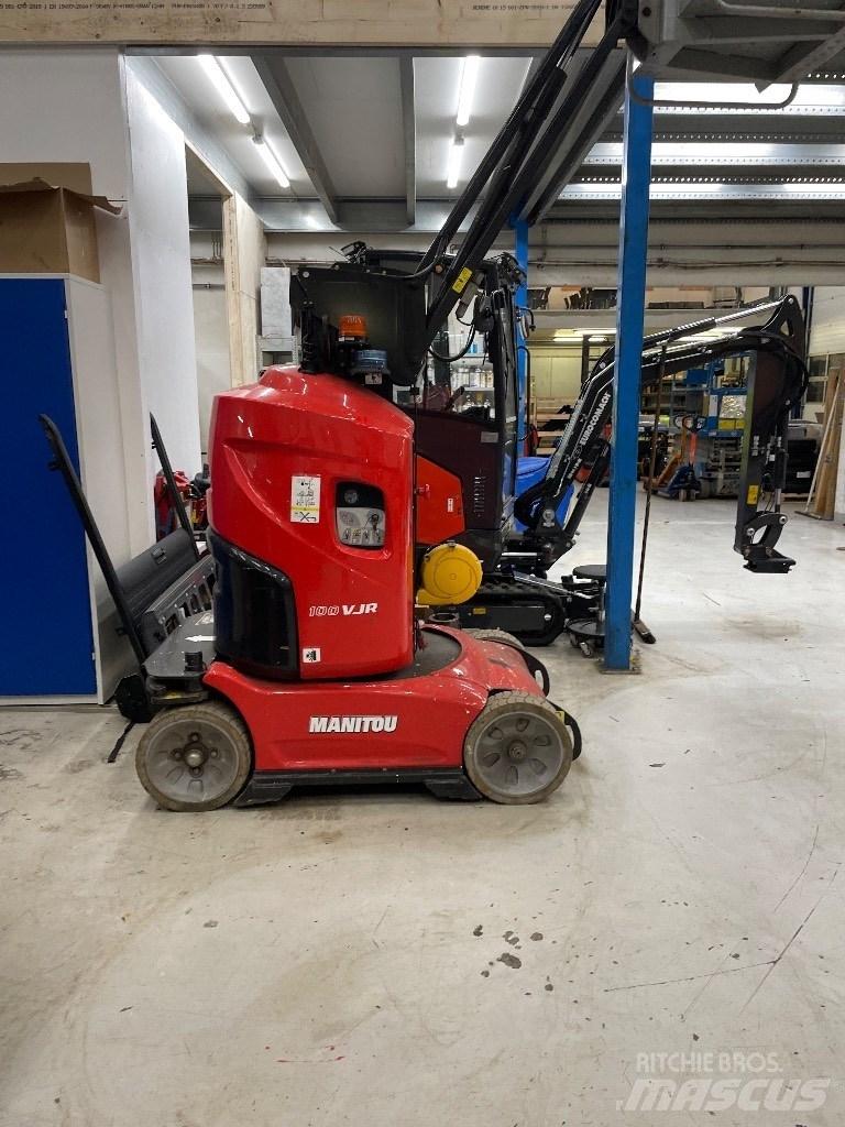 Manitou 100 VJR Personløftere
