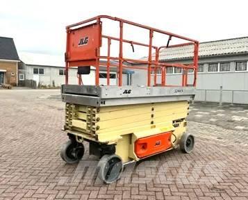 JLG 3246 ES Sakselifter