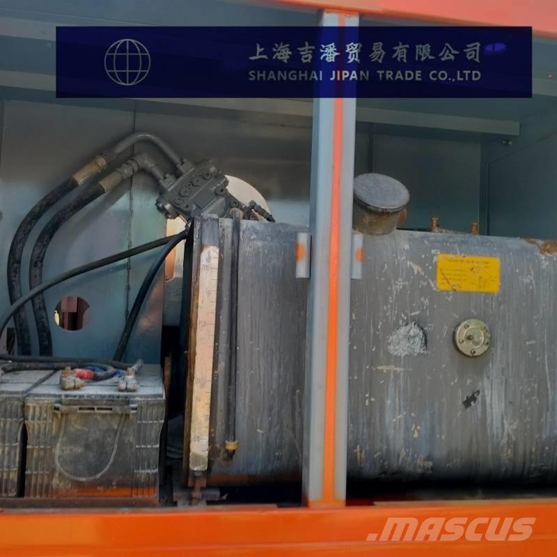 Hitachi KH 150-3 Beltegående Kran