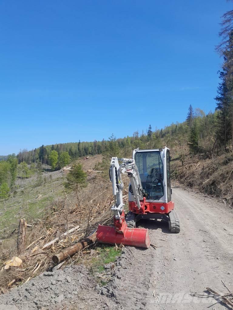 Takeuchi TB 325 R Minigravere <7t