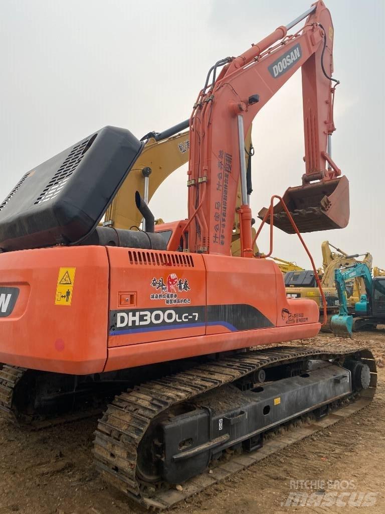 Doosan DH300-7 Beltegraver