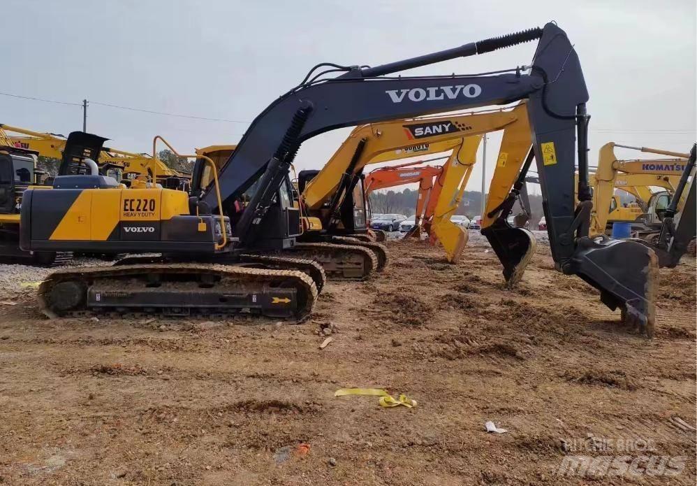 Volvo EC 220 Beltegraver