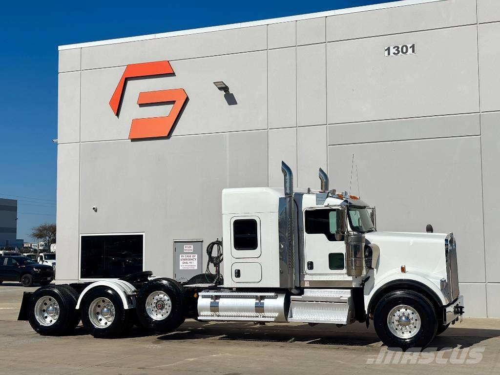 Kenworth W 900 Trekkvogner