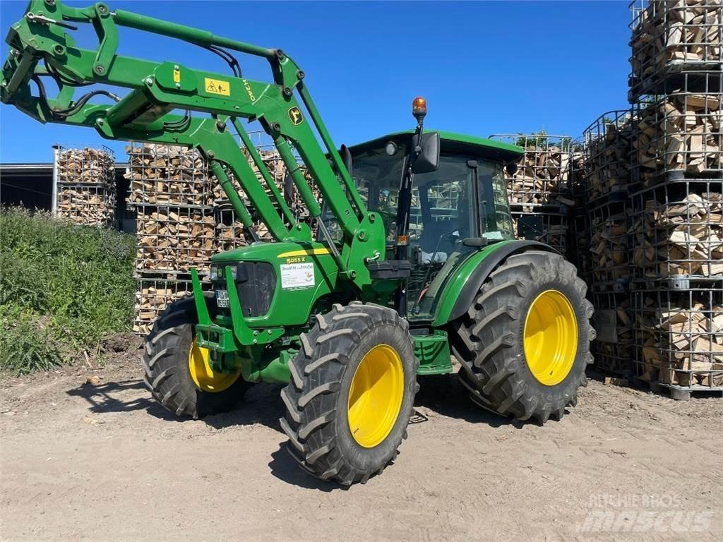 John Deere 5055E Traktorer