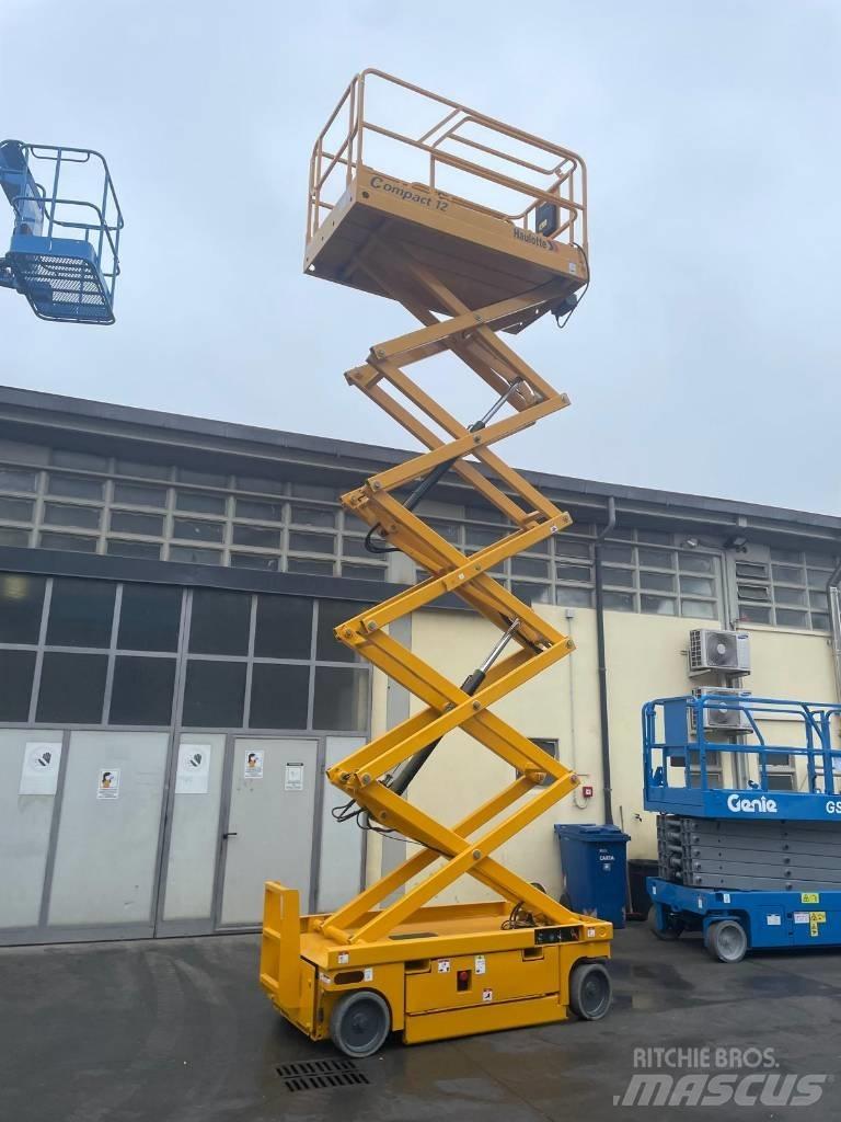 Haulotte Compact 12 Sakselifter
