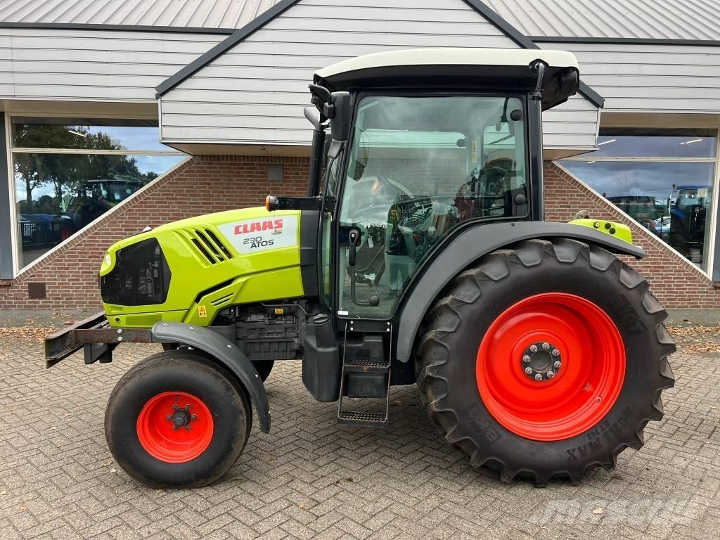 CLAAS Atos 230 Traktorer