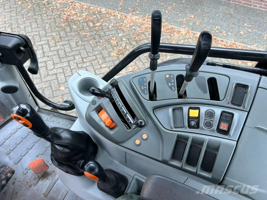 CLAAS Atos 230 Traktorer