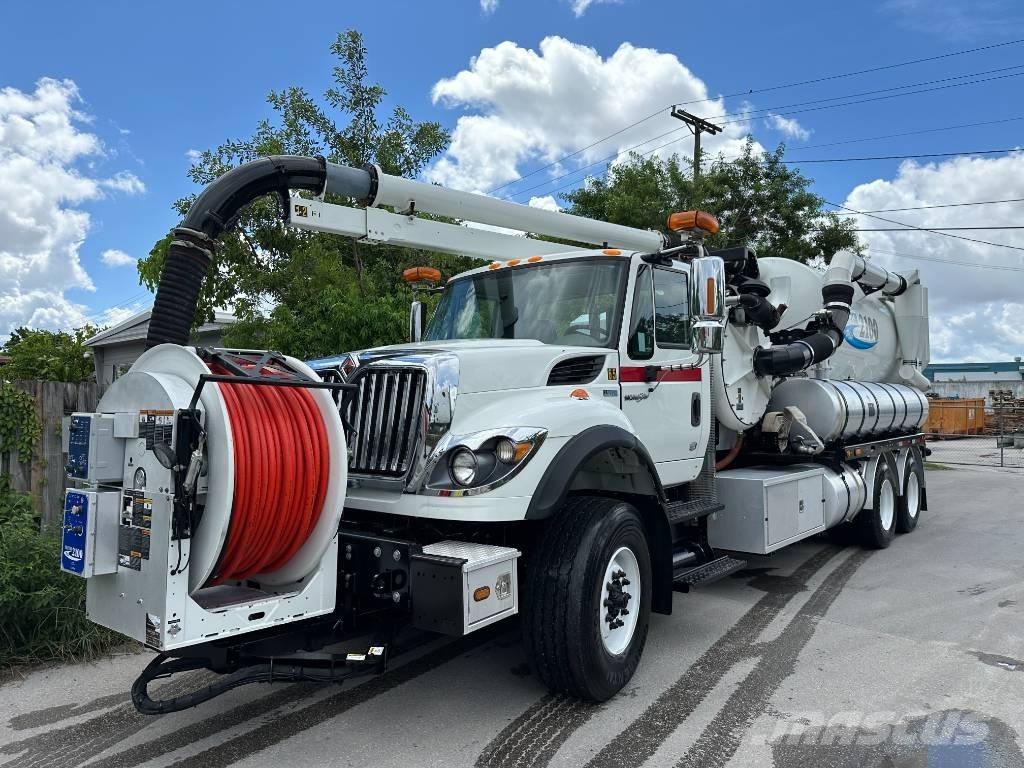 International 7500 Slamsugere