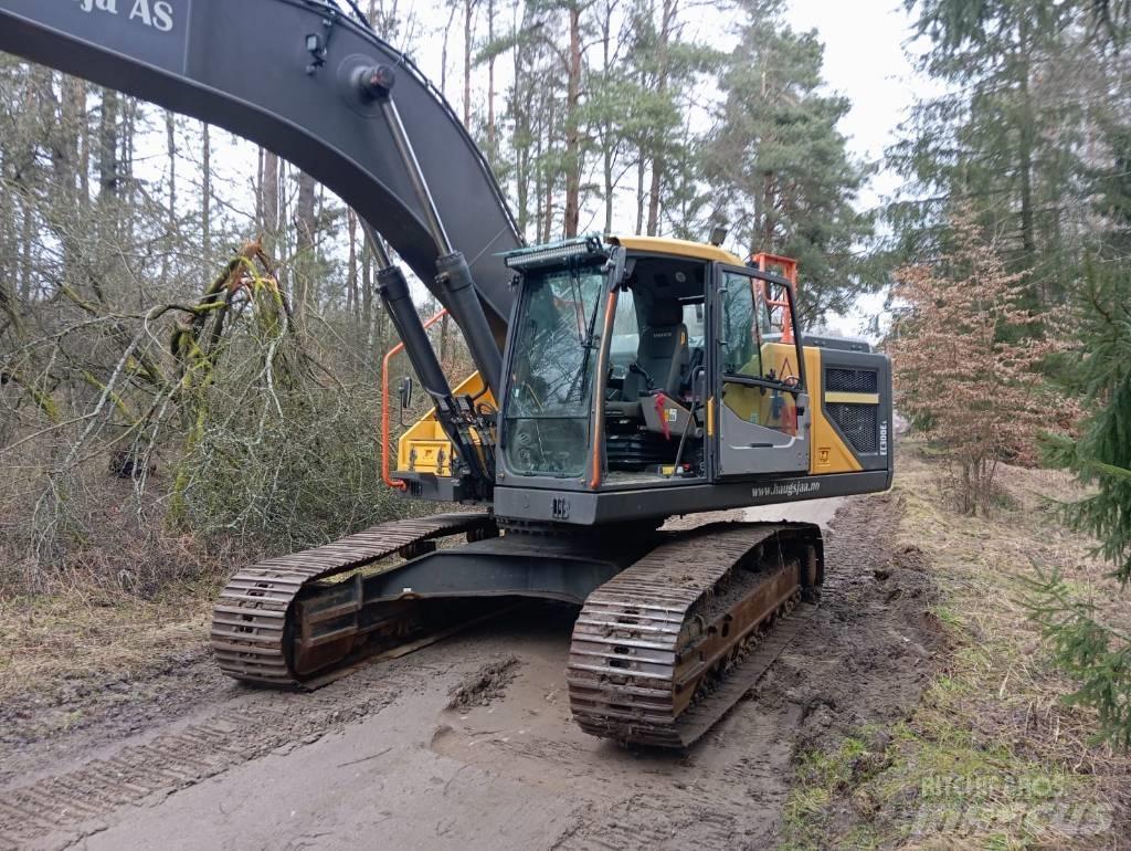 Volvo EC 300 E Beltegraver