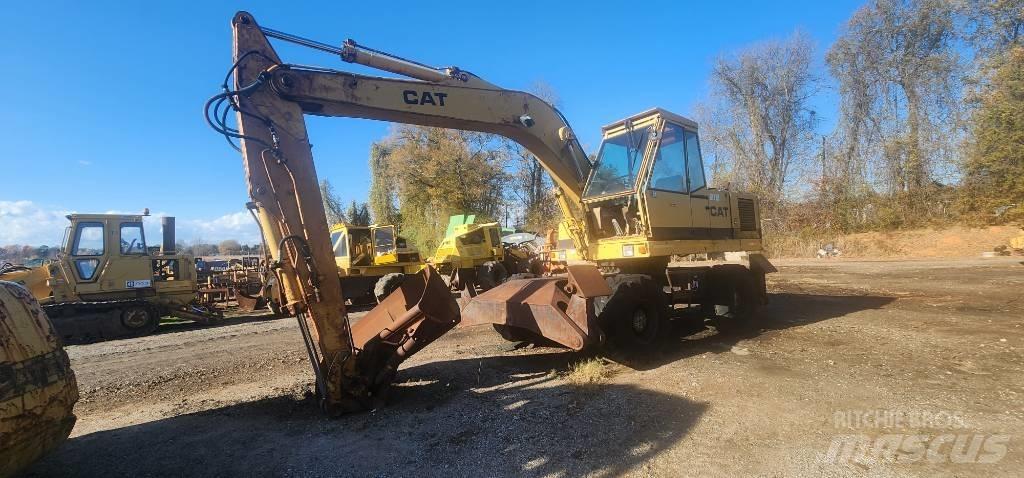CAT 212 Hjulgravere