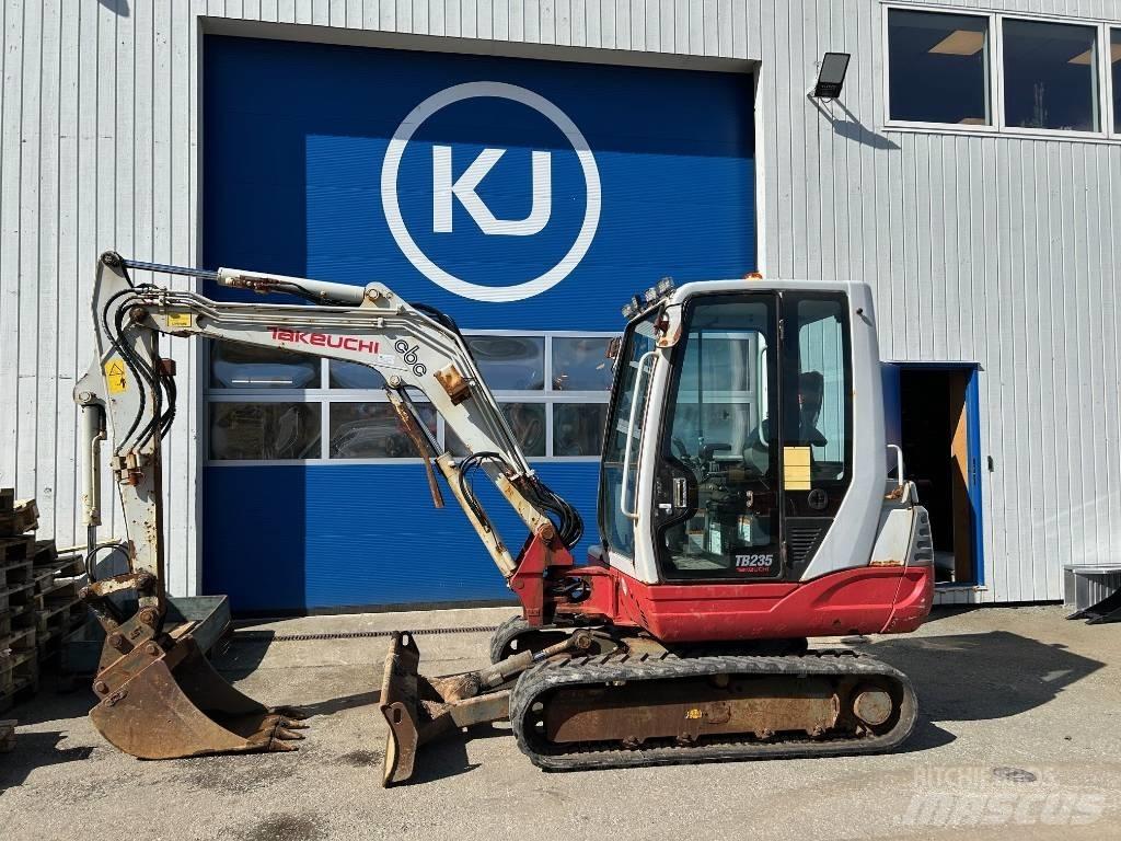 Takeuchi TB 235 Minigravere <7t