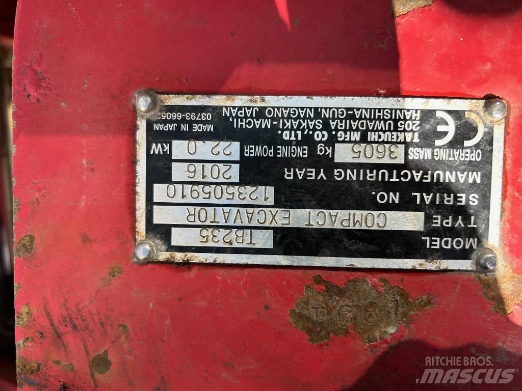 Takeuchi TB 235 Minigravere <7t