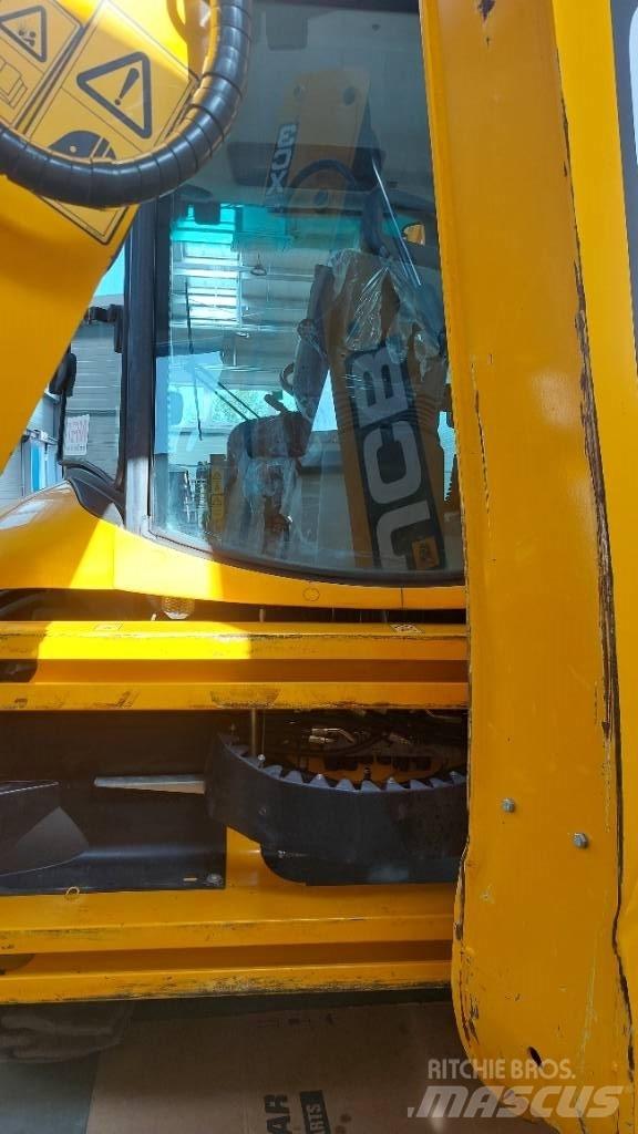 JCB 3 CX Plus Traktorgravere