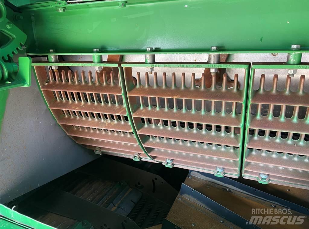 John Deere S 680 Skurtreskere