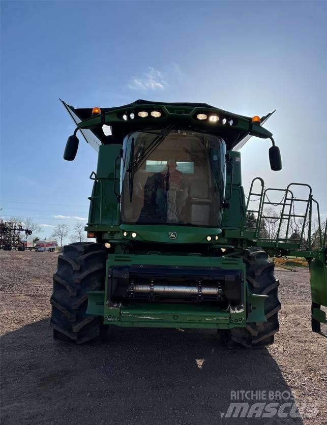 John Deere S 680 Skurtreskere
