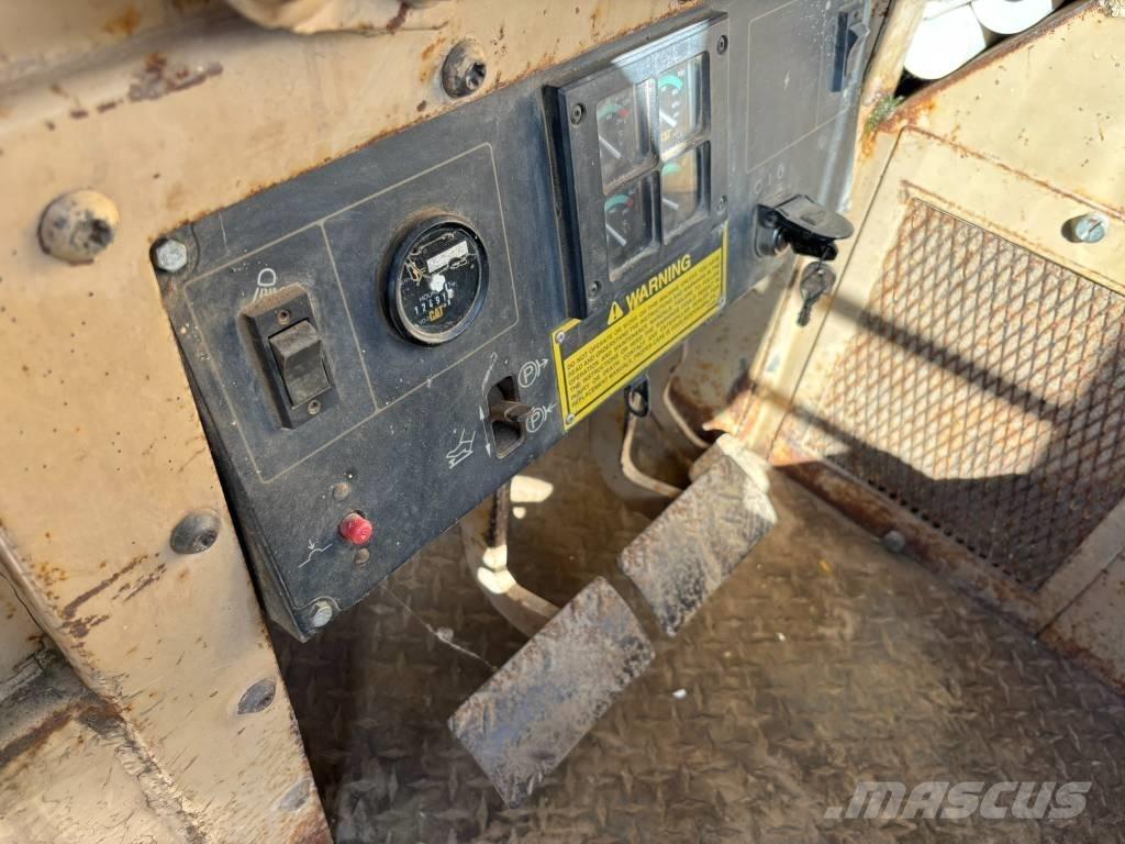 CAT D 5 C Dozere Beltegående