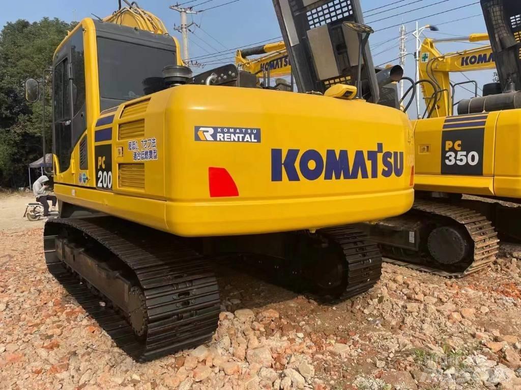 Komatsu PC200 Beltegraver