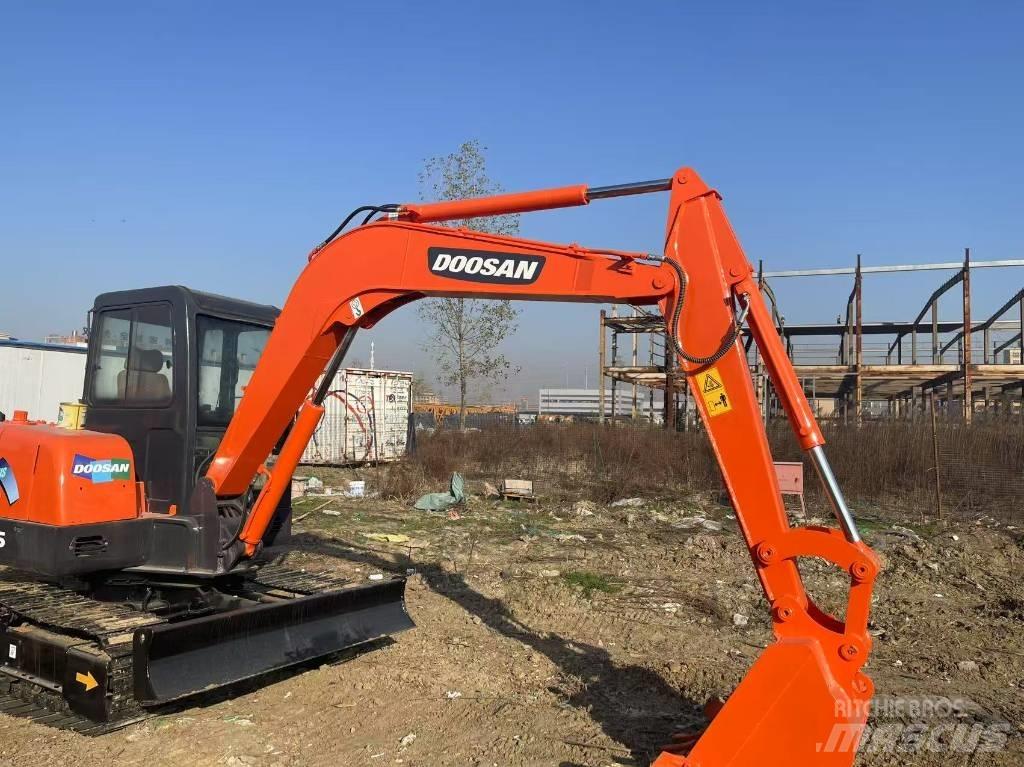 Doosan DH 55 Minigravere <7t