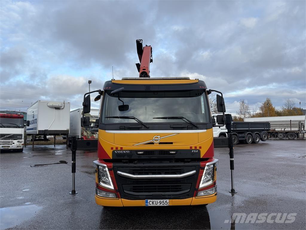 Volvo FM370 6x2 Kranbil