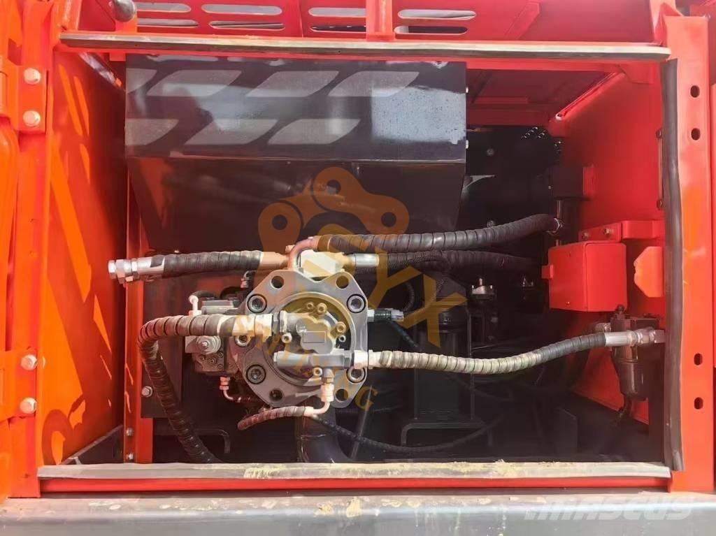 Doosan DX225 Beltegraver