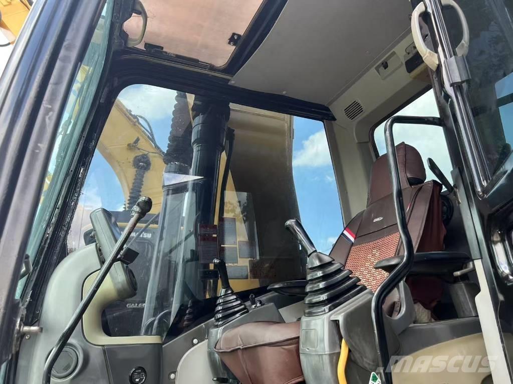 CAT 323DL Beltegraver
