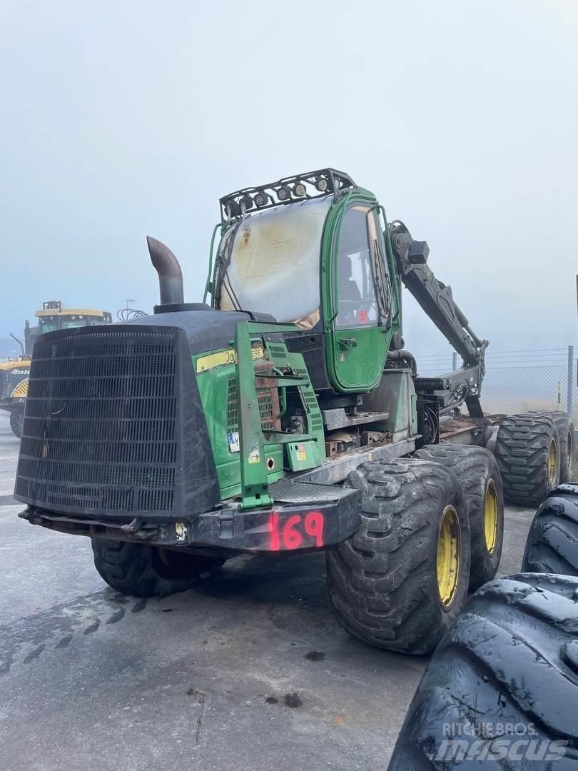 John Deere 1210E Lassbærere