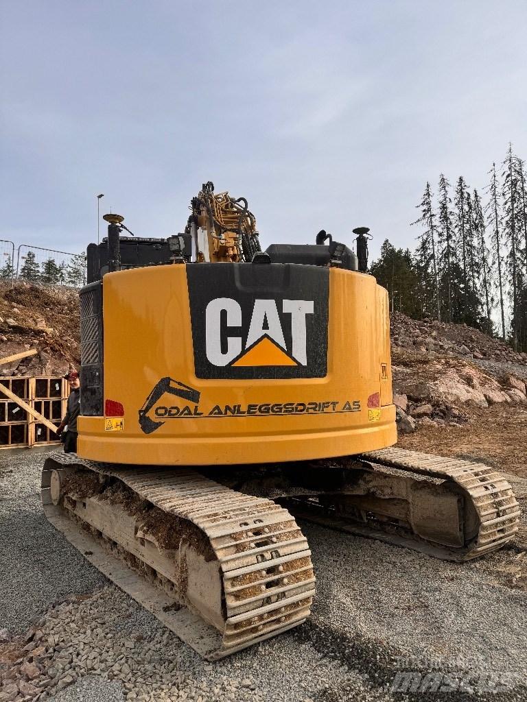 CAT 325 FL CR Beltegraver