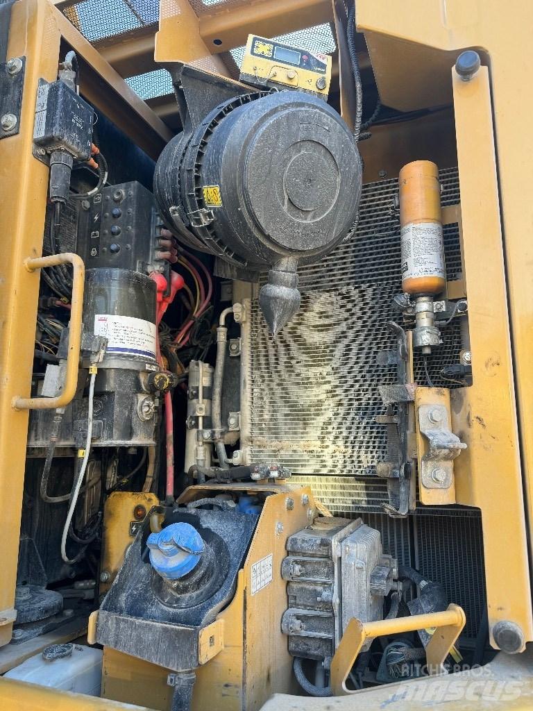 CAT 325 FL CR Beltegraver