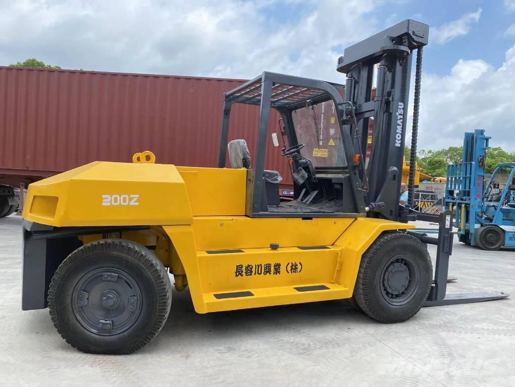 Komatsu FD 160 Diesel Trucker