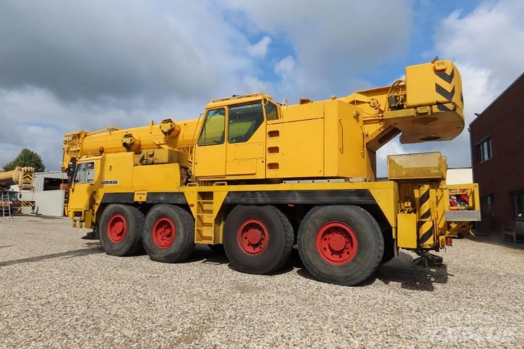 Liebherr LTM 1070-1 Allterreng kraner