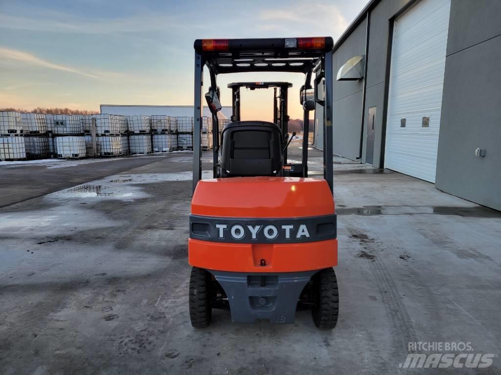 Toyota 8FB25 Elektriske trucker