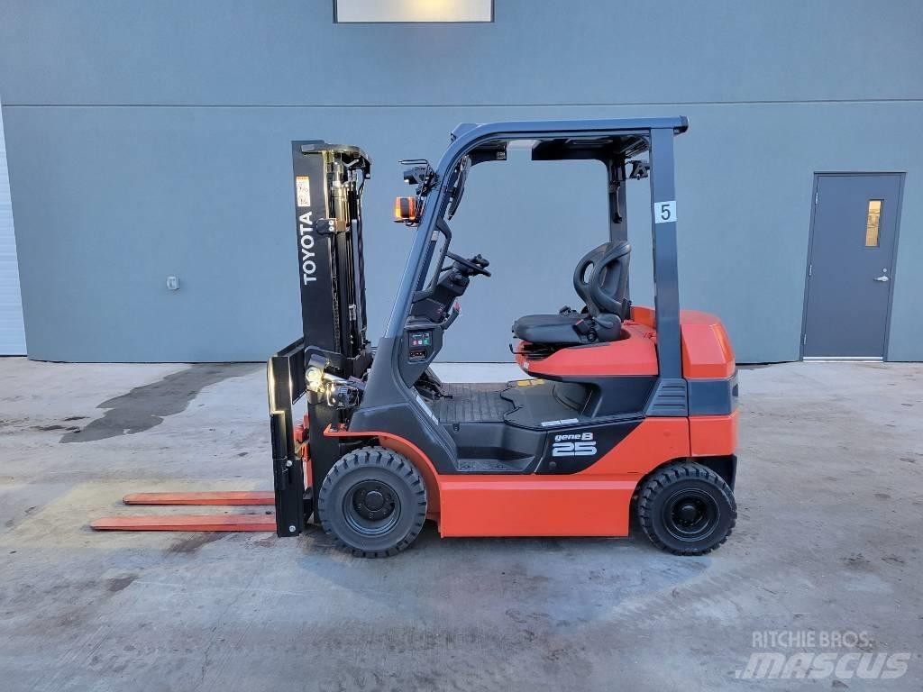 Toyota 8FB25 Elektriske trucker