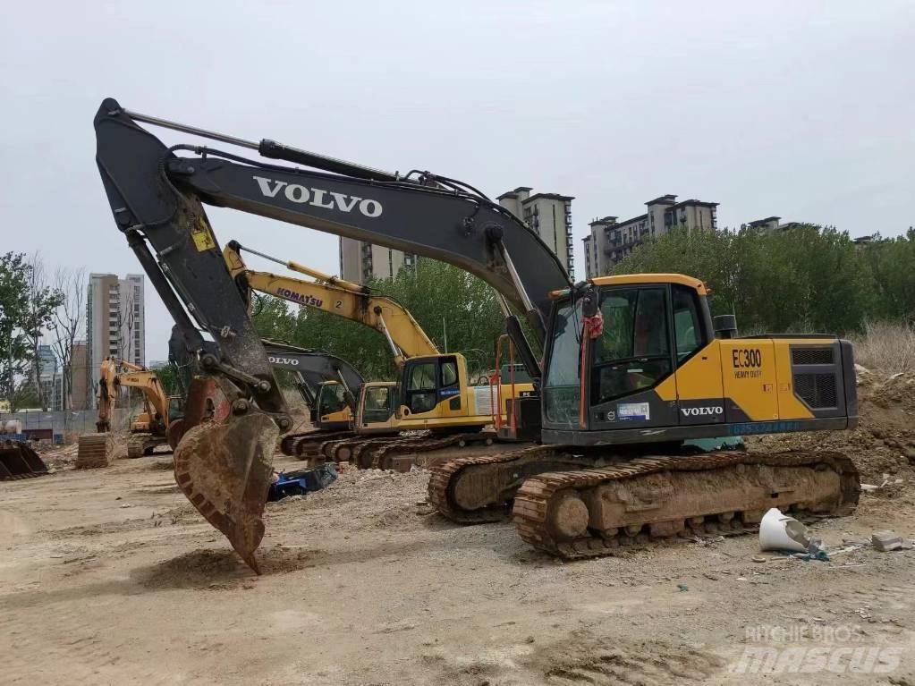 Volvo EC 300 Beltegraver