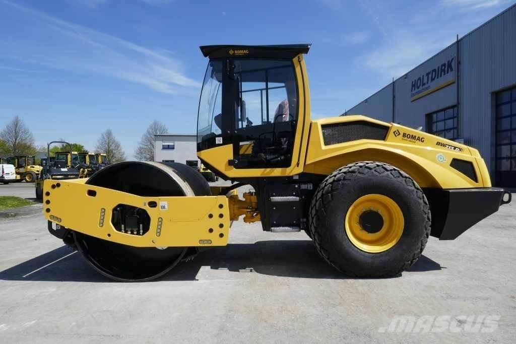 Bomag BW 213 D-5 Hjullaster til komprimering