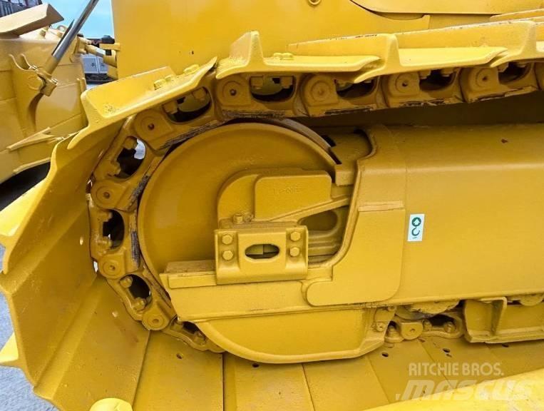 Komatsu D 65PX-18 Dozere Beltegående