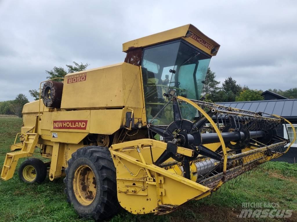 New Holland 8050 Skurtreskere