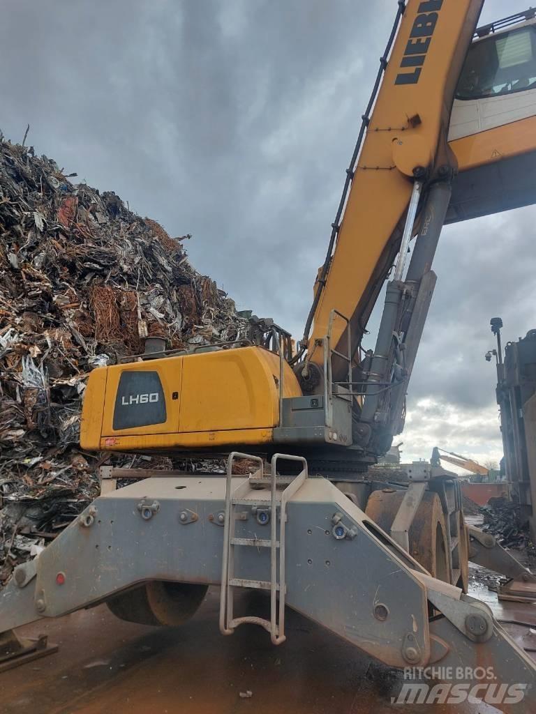Liebherr LH 60 M Gravemaskiner for avfallshåndtering