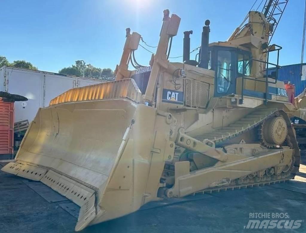 CAT D 10 R II Dozere Beltegående